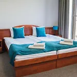 Gosciniec Caro Hotel 3*